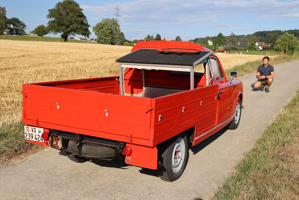 Peugeot 403 bâché | Micro norev. 1/86. | Stefho74